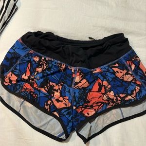 Lululemon Low rise Speed up shorts